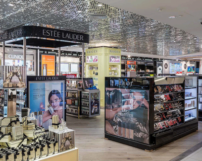 Perth Airport Duty Free fit-out using SAS 200 metal pan ceiling system