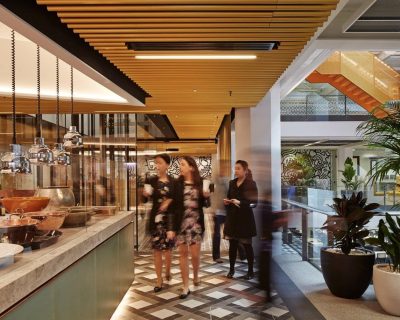 Linear ceiling office fit-out using SAS 750 tubeline system