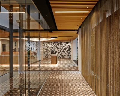 Linear ceiling office fit-out using SAS 750 tubeline system